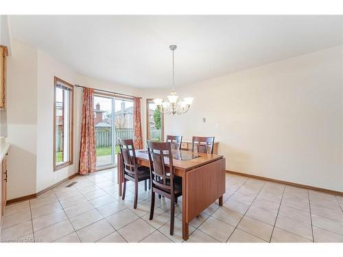 1500 Greenridge Circle, Oakville, ON - Indoor Photo Showing Dining Room