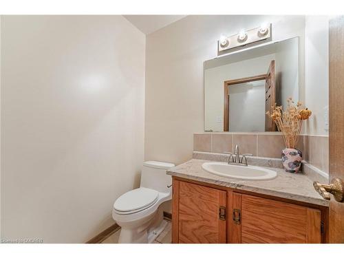 1500 Greenridge Circle, Oakville, ON - Indoor Photo Showing Bathroom