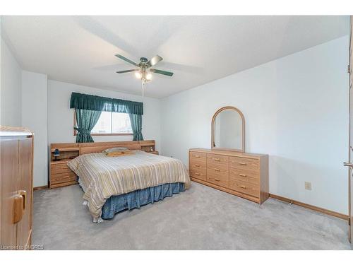 1500 Greenridge Circle, Oakville, ON - Indoor Photo Showing Bedroom