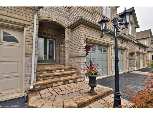 1104 Agram Drive, Oakville, ON - Outdoor