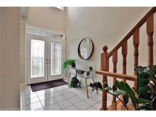 1104 Agram Drive, Oakville, ON - Indoor Photo Showing Other Room