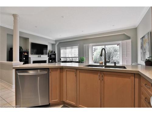 1104 Agram Drive, Oakville, ON - Indoor Photo Showing Kitchen With Double Sink