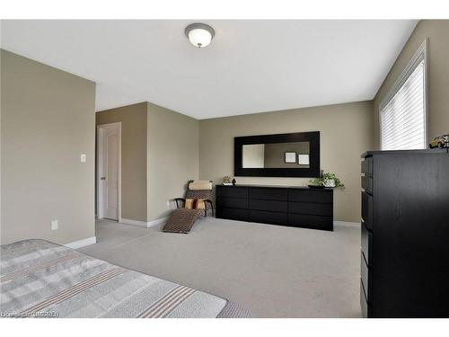 1104 Agram Drive, Oakville, ON - Indoor Photo Showing Bedroom