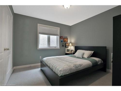 1104 Agram Drive, Oakville, ON - Indoor Photo Showing Bedroom