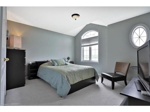 1104 Agram Drive, Oakville, ON - Indoor Photo Showing Bedroom