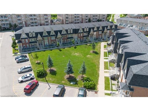 113-1380 Costigan Road, Milton, ON - Outdoor