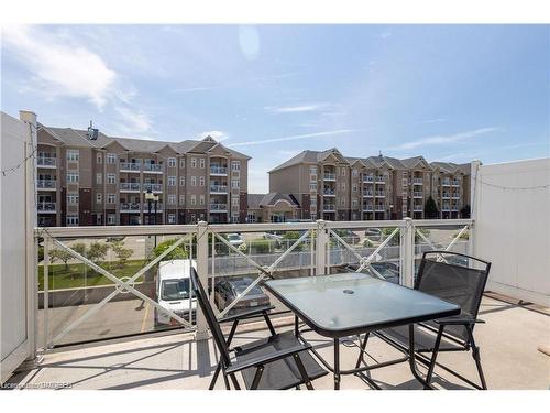 113-1380 Costigan Road, Milton, ON - Outdoor