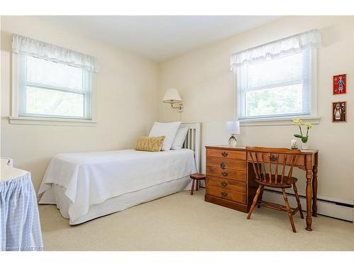 310 Simcoe St, Niagara-On-The-Lake, ON - Indoor Photo Showing Bedroom