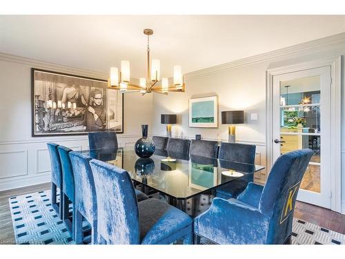 205 Forestwood Drive, Oakville, ON - Indoor Photo Showing Dining Room