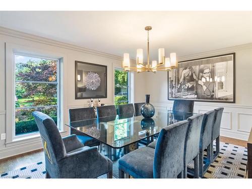 205 Forestwood Drive, Oakville, ON - Indoor Photo Showing Dining Room