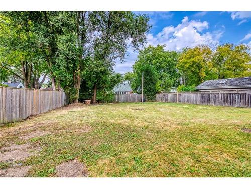 2055 Leighland Road, Burlington, ON - Outdoor With Backyard