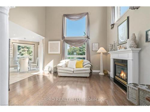 17 Robinson Road, Georgetown, ON - Indoor Photo Showing Living Room With Fireplace