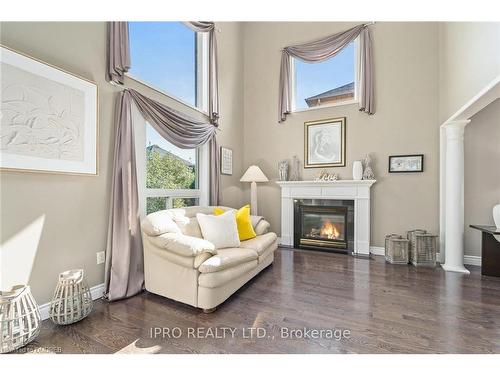 17 Robinson Road, Georgetown, ON - Indoor Photo Showing Living Room With Fireplace