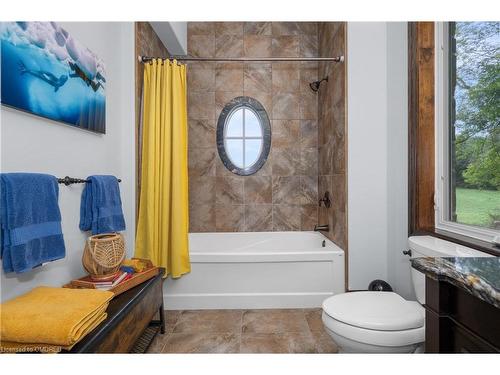 1173 Powerline Rd Road, Ancaster, ON - Indoor Photo Showing Bathroom