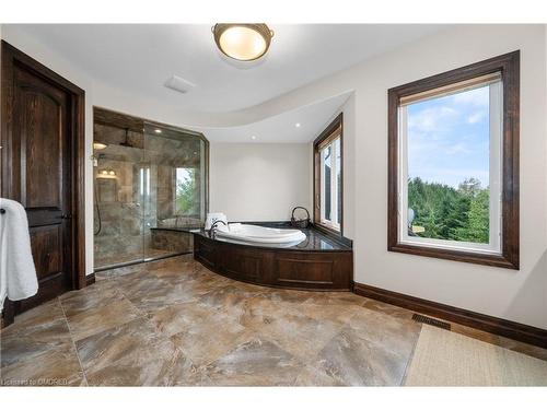 1173 Powerline Rd Road, Ancaster, ON - Indoor Photo Showing Bedroom