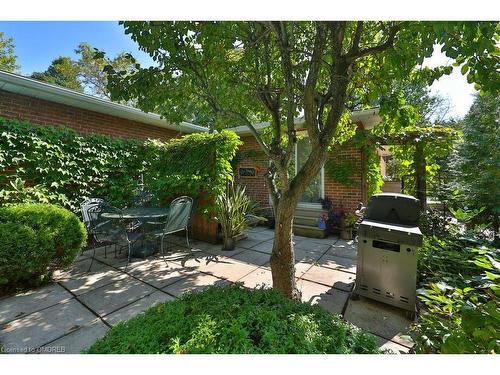 2069 Thornlea Drive, Oakville, ON - Outdoor