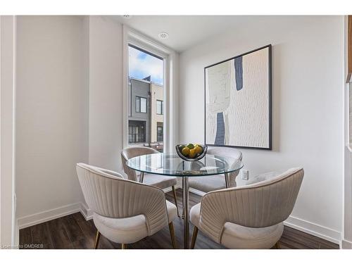 16-3562 Colonial Drive, Mississauga, ON - Indoor Photo Showing Dining Room