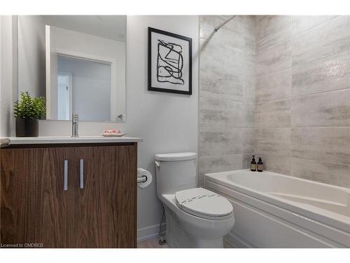 16-3562 Colonial Drive, Mississauga, ON - Indoor Photo Showing Bathroom