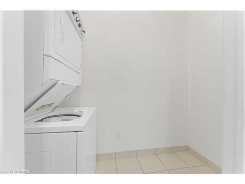 1207-170 Water Street N, Cambridge, ON - Indoor Photo Showing Laundry Room