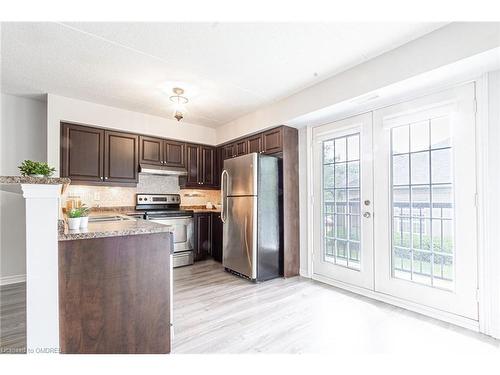 202-1479 Maple Avenue, Milton, ON - Indoor Photo Showing Kitchen With Stainless Steel Kitchen