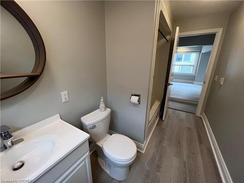 229 Ottawa Street South #Upper Unit, Hamilton, ON - Indoor Photo Showing Bathroom