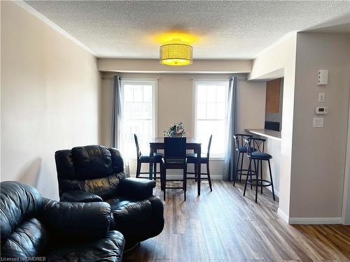 747 Challinor Terrace, Milton, ON - Indoor Photo Showing Living Room