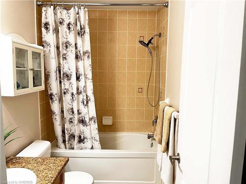 747 Challinor Terrace, Milton, ON - Indoor Photo Showing Bathroom