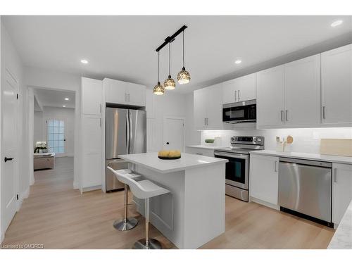 266 St Paul Street, Burlington, ON - Indoor Photo Showing Kitchen With Upgraded Kitchen