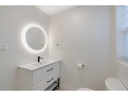 266 St Paul Street, Burlington, ON - Indoor Photo Showing Bathroom