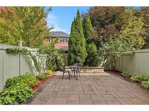 2130 Emily Circle, Oakville, ON - Outdoor