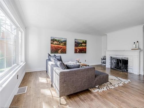 804 Shadeland Avenue, Burlington, ON - Indoor Photo Showing Living Room With Fireplace