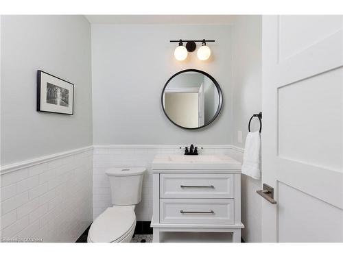 2457 Clayborne Place, Oakville, ON - Indoor Photo Showing Bathroom