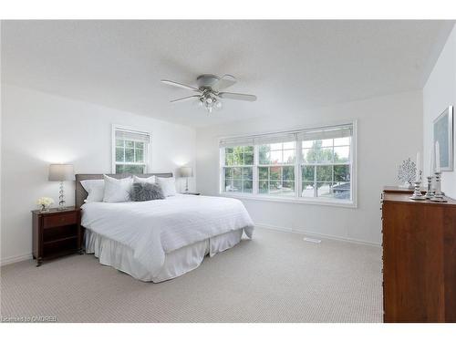 2457 Clayborne Place, Oakville, ON - Indoor Photo Showing Bedroom