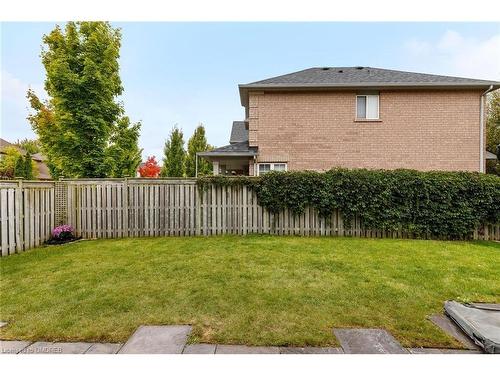 2457 Clayborne Place, Oakville, ON - Outdoor