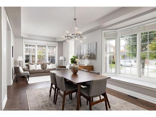 2457 Clayborne Place, Oakville, ON - Indoor Photo Showing Dining Room