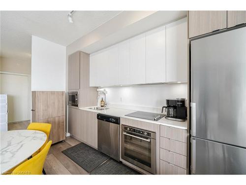 A629-5230 Dundas Street, Burlington, ON - Indoor Photo Showing Kitchen With Stainless Steel Kitchen