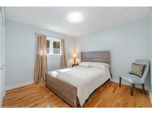 12614 22 Sideroad Side Road, Halton Hills, ON - Indoor Photo Showing Bedroom