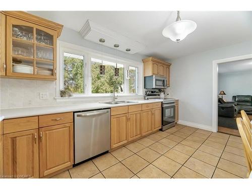 12614 22 Sideroad Side Road, Halton Hills, ON - Indoor Photo Showing Kitchen With Double Sink