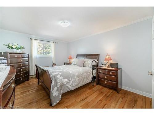 12614 22 Sideroad Side Road, Halton Hills, ON - Indoor Photo Showing Bedroom