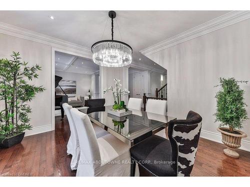 526 Hidden Trail, Oakville, ON - Indoor Photo Showing Dining Room