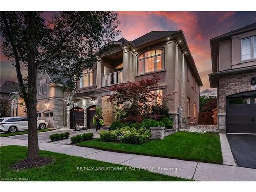 526 Hidden Trail, Oakville, ON - Outdoor With Facade