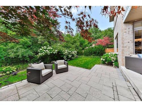 526 Hidden Trail, Oakville, ON - Outdoor