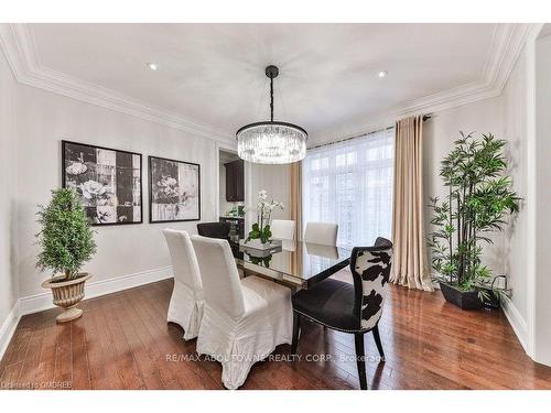 526 Hidden Trail, Oakville, ON - Indoor Photo Showing Dining Room