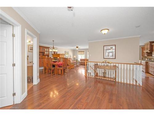 45 Las Road, Smithville, ON - Indoor Photo Showing Dining Room