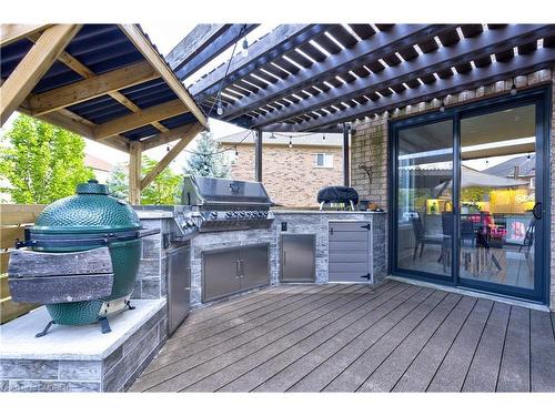 3410 Robin Hill Circle, Oakville, ON - Outdoor With Deck Patio Veranda