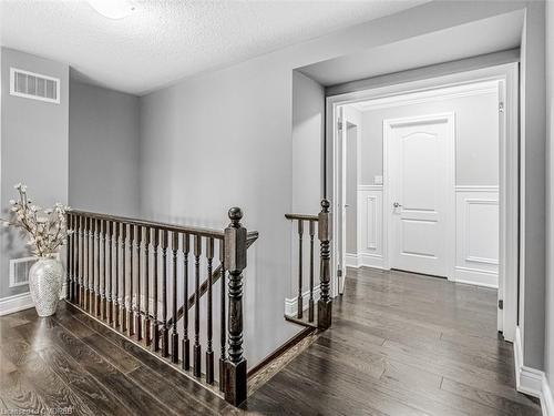 323 Mcdougall Crossing, Milton, ON - Indoor Photo Showing Other Room