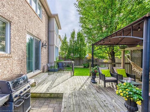 323 Mcdougall Crossing, Milton, ON - Outdoor With Deck Patio Veranda With Exterior