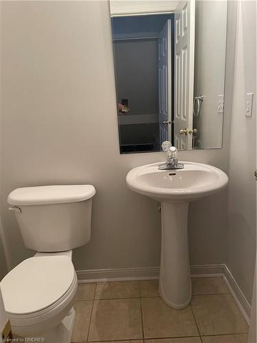 2417 Edgerose Lane, Oakville, ON - Indoor Photo Showing Bathroom