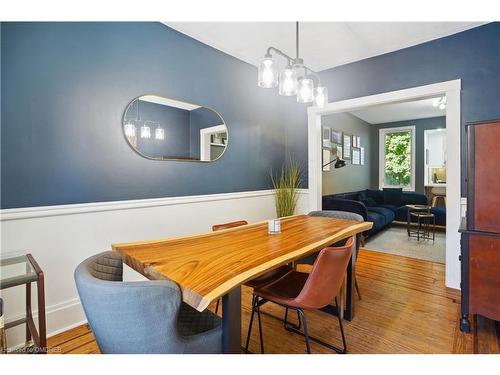 256 Holton Avenue S, Hamilton, ON - Indoor Photo Showing Dining Room