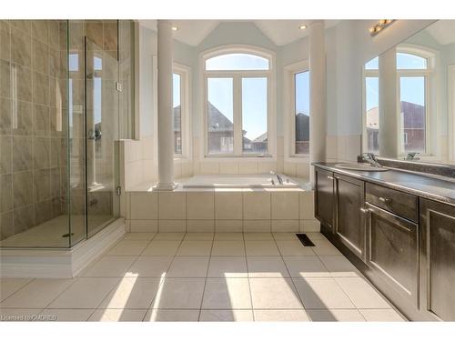 63 Chayna Crescent, Vaughan, ON - Indoor Photo Showing Bathroom